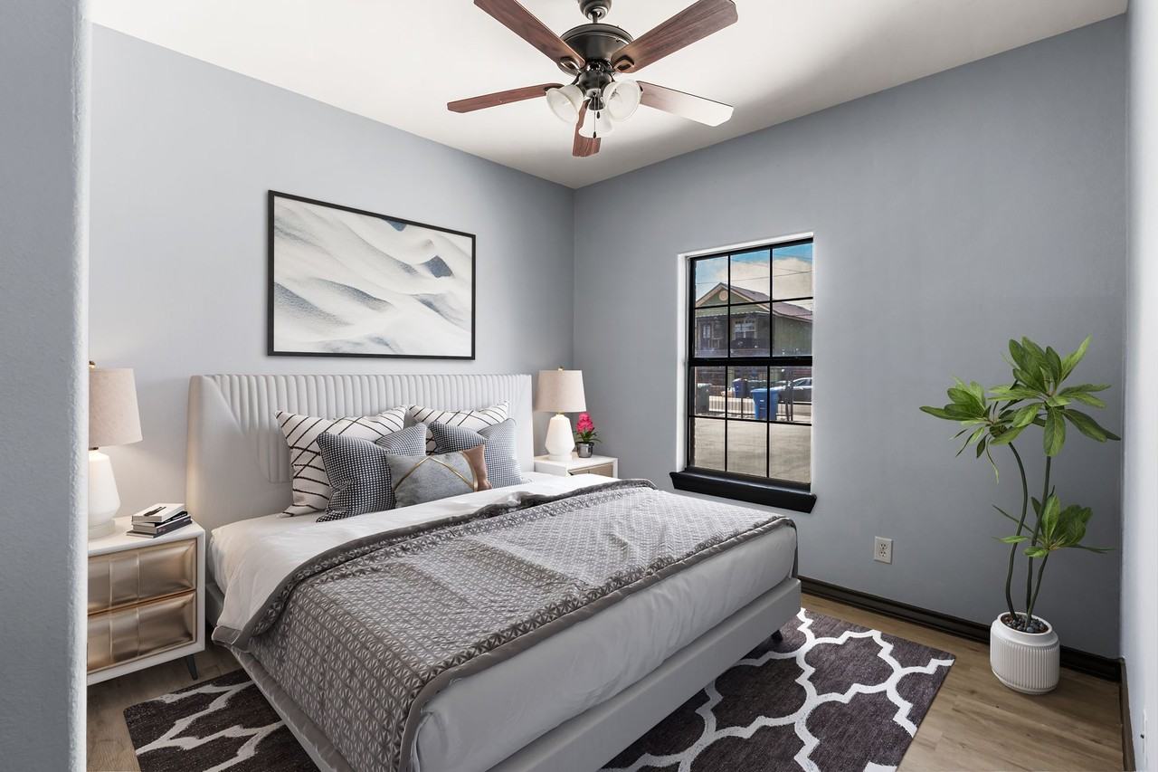 318 W. Bustamante - Photo 6 of 8