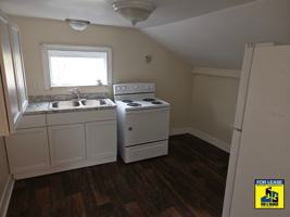 featured image of 305 Madison St