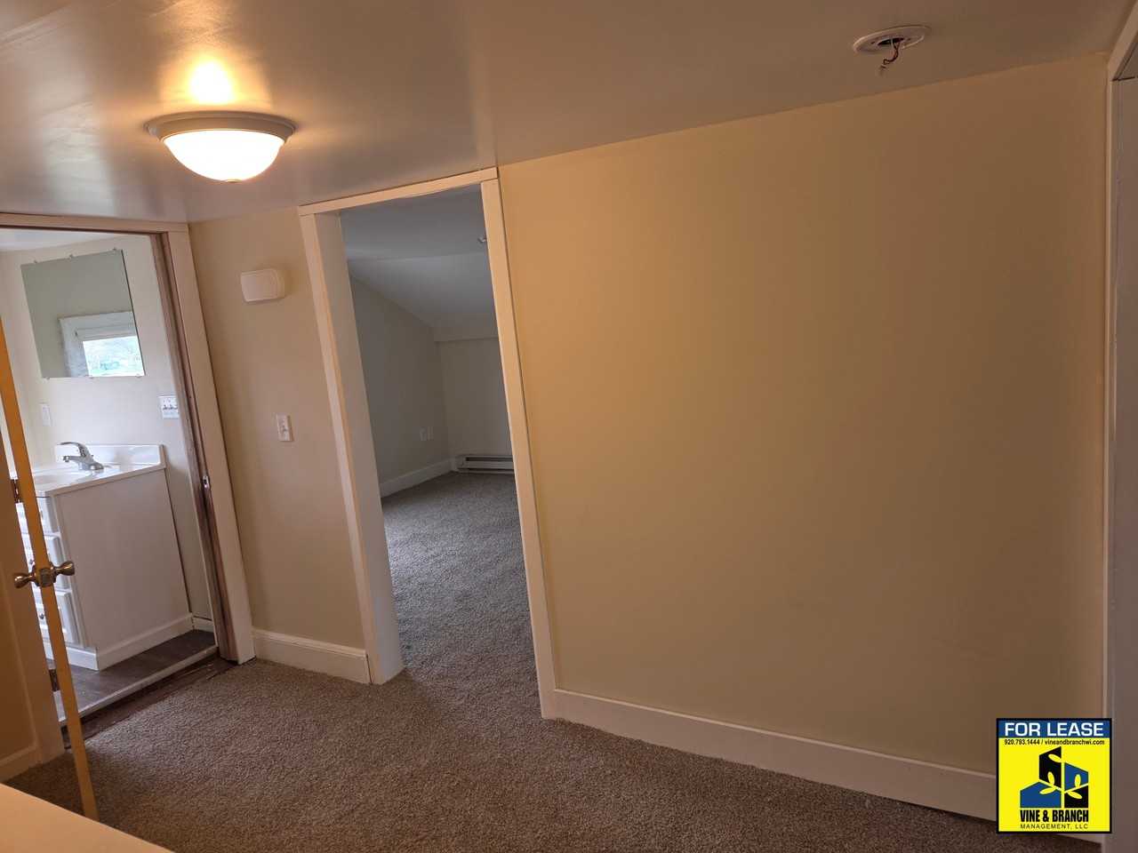 305 Madison St #2AUPPER - Photo 5 of 29