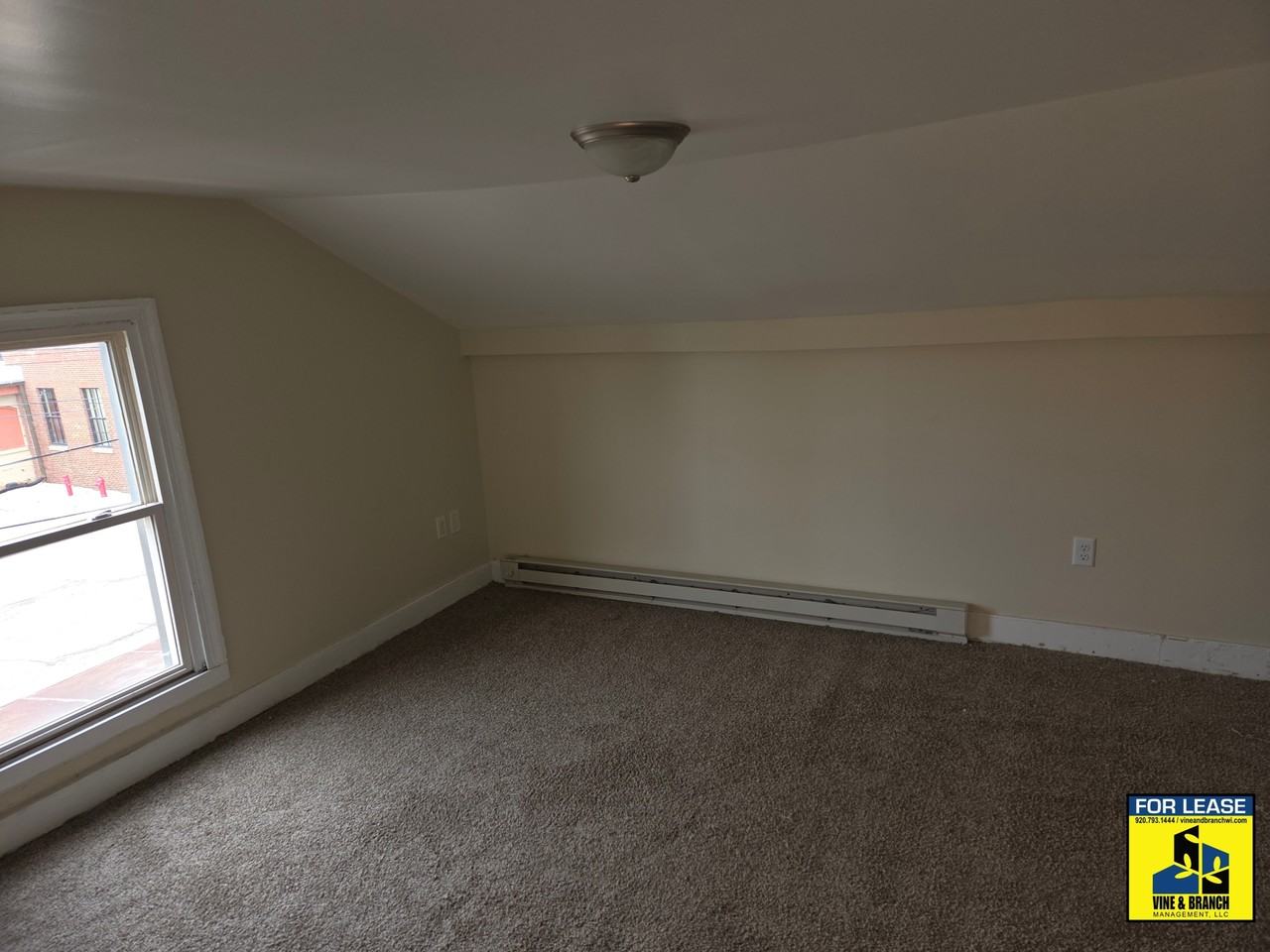 305 Madison St #2AUPPER - Photo 7 of 29