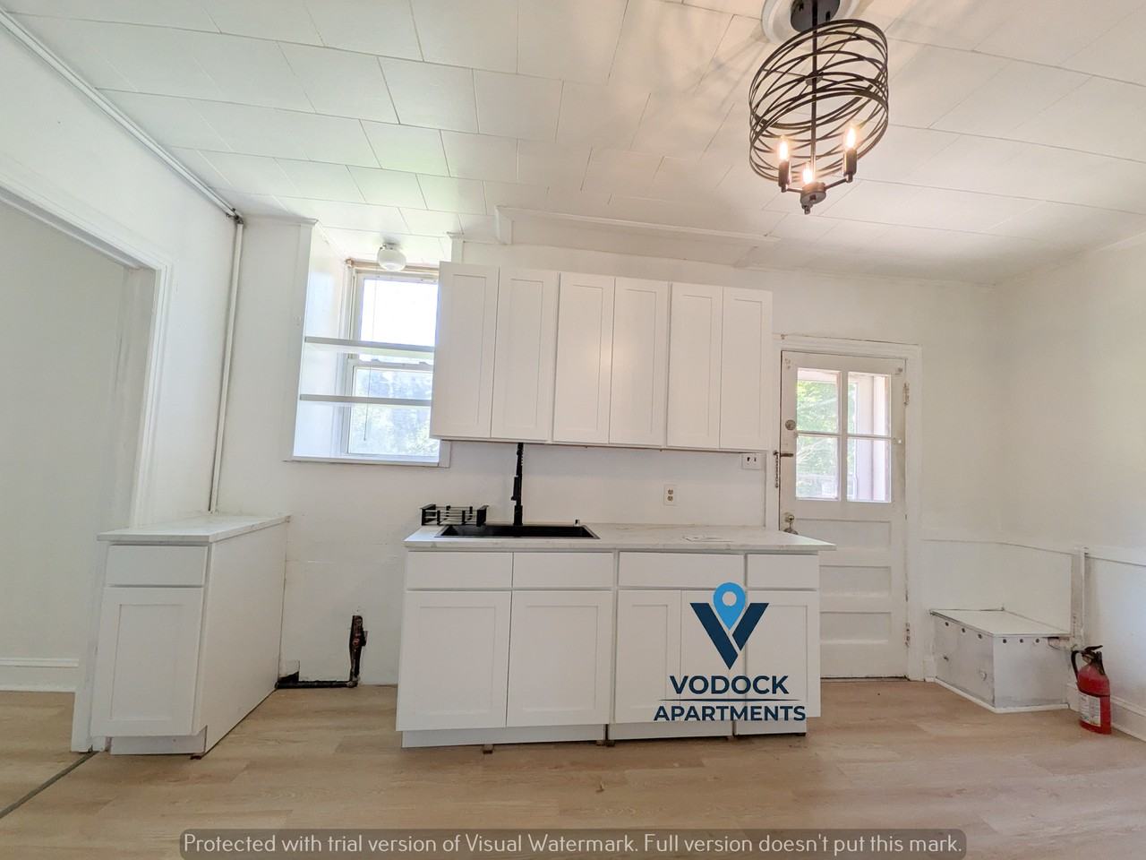 417 North Walnut Street - Photo 6 of 33