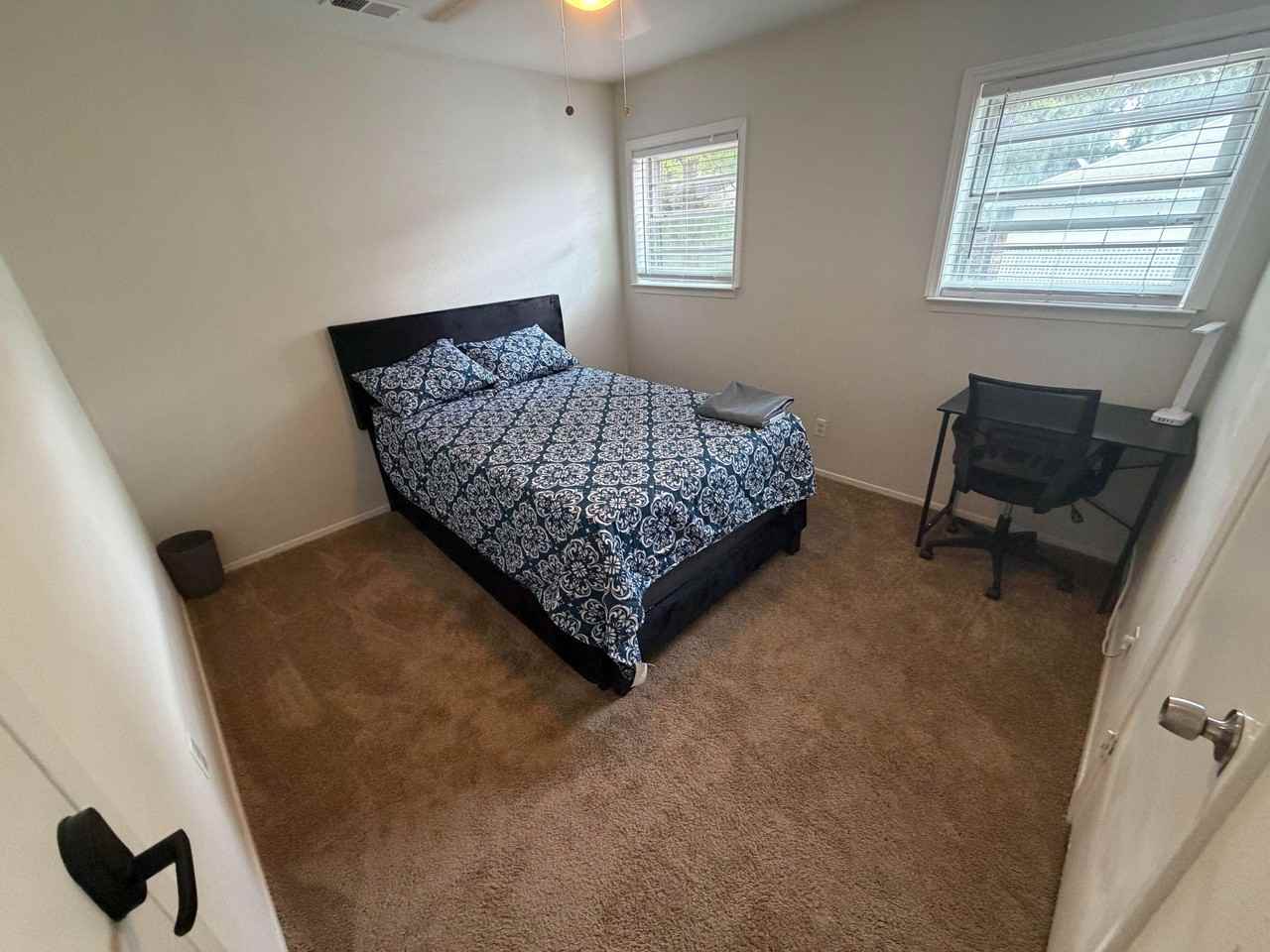 Elam Heights Dr - Photo 5 of 6