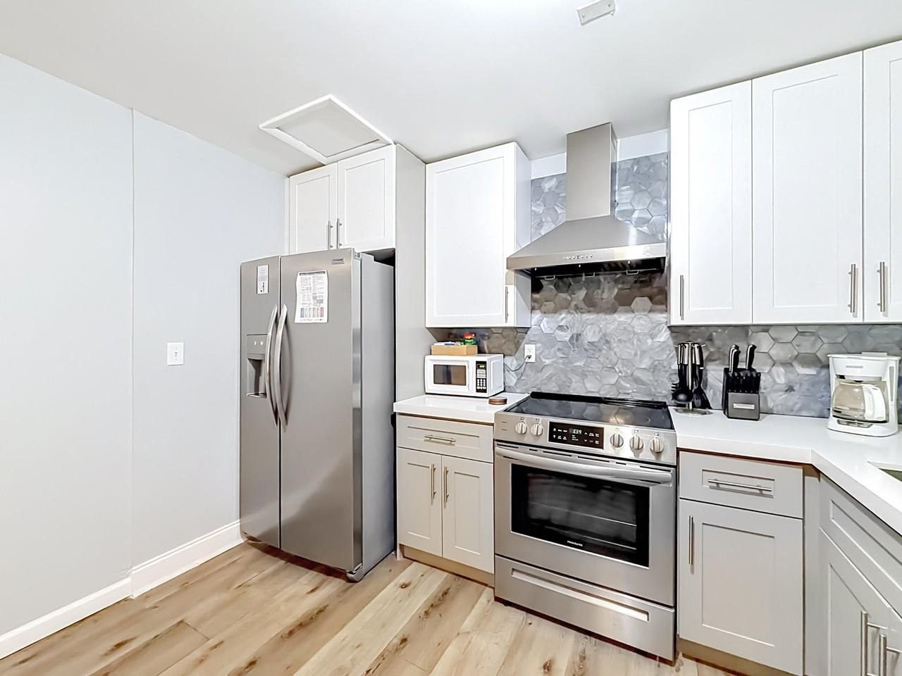 Nw 16th St - Photo 5 of 20