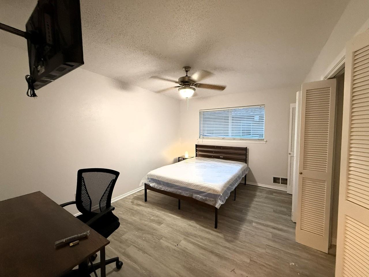 Brockbank Dr - Photo 5 of 10