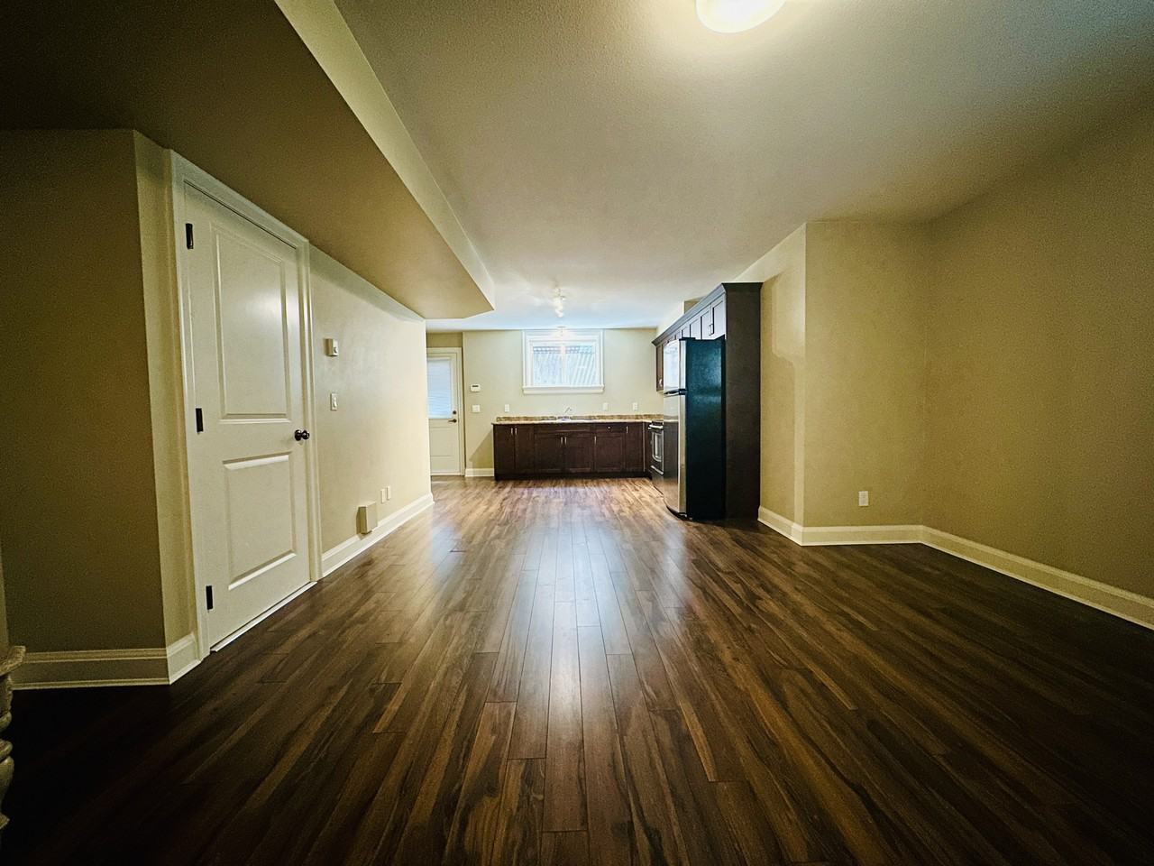 2895 Edgemont Boulevard - Photo 3 of 17