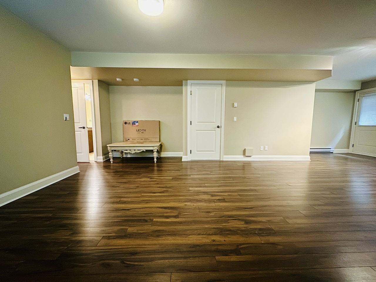 2895 Edgemont Boulevard - Photo 7 of 17