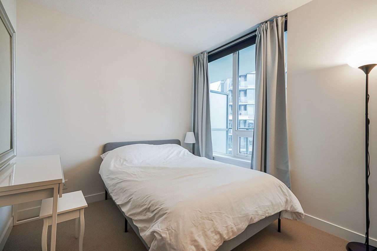 68 Smithe Street - Photo 3