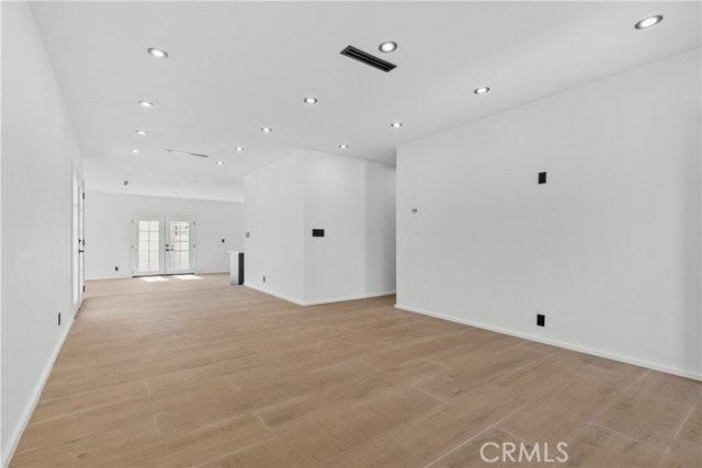 536 Hampton Rd - Photo 6 of 8