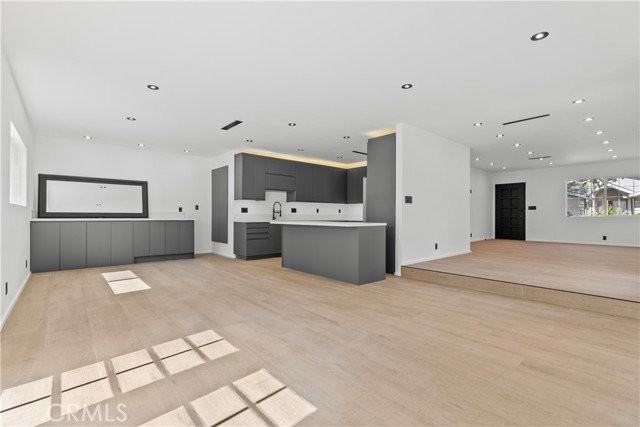 536 Hampton Rd - Photo 7 of 8