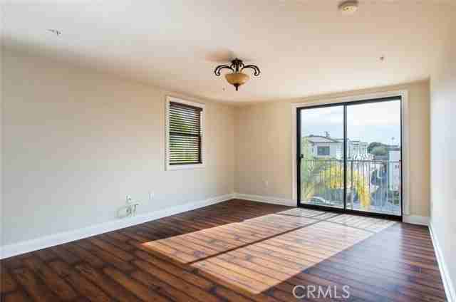 347 Milford St #101 - Photo 2 of 8