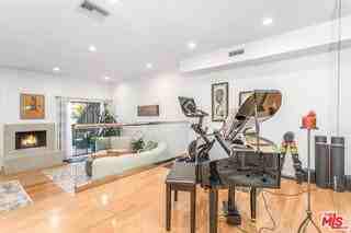 802 Washington Ave - Photo 6 of 8
