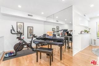 802 Washington Ave - Photo 7 of 8