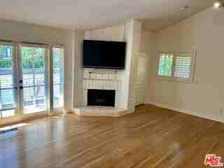 1586 Palisades Dr - Photo 4 of 7