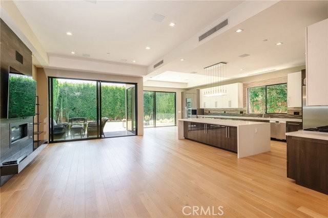 1643 S Carmelina Ave - Photo 4 of 8