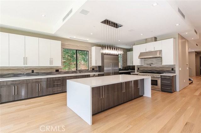 1643 S Carmelina Ave - Photo 6 of 8