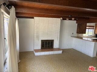 366 E Hillsdale St - Photo 2 of 8