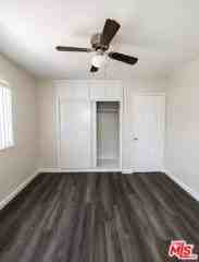 1512 W 103rd St - Photo 7 of 8