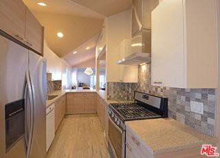 2015 S Beverly Glen Blvd #402 - Photo 5 of 8