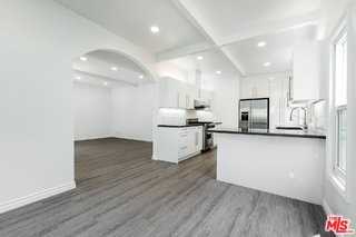 8718 Rosewood Ave - Photo 7 of 8