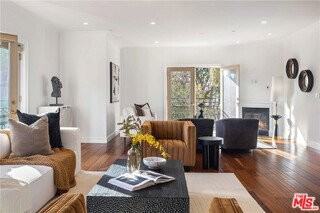 918 S Wooster St #2 - Photo 7 of 8
