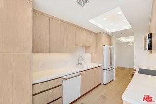 2112 Century Park Ln #301 - Photo 4 of 8