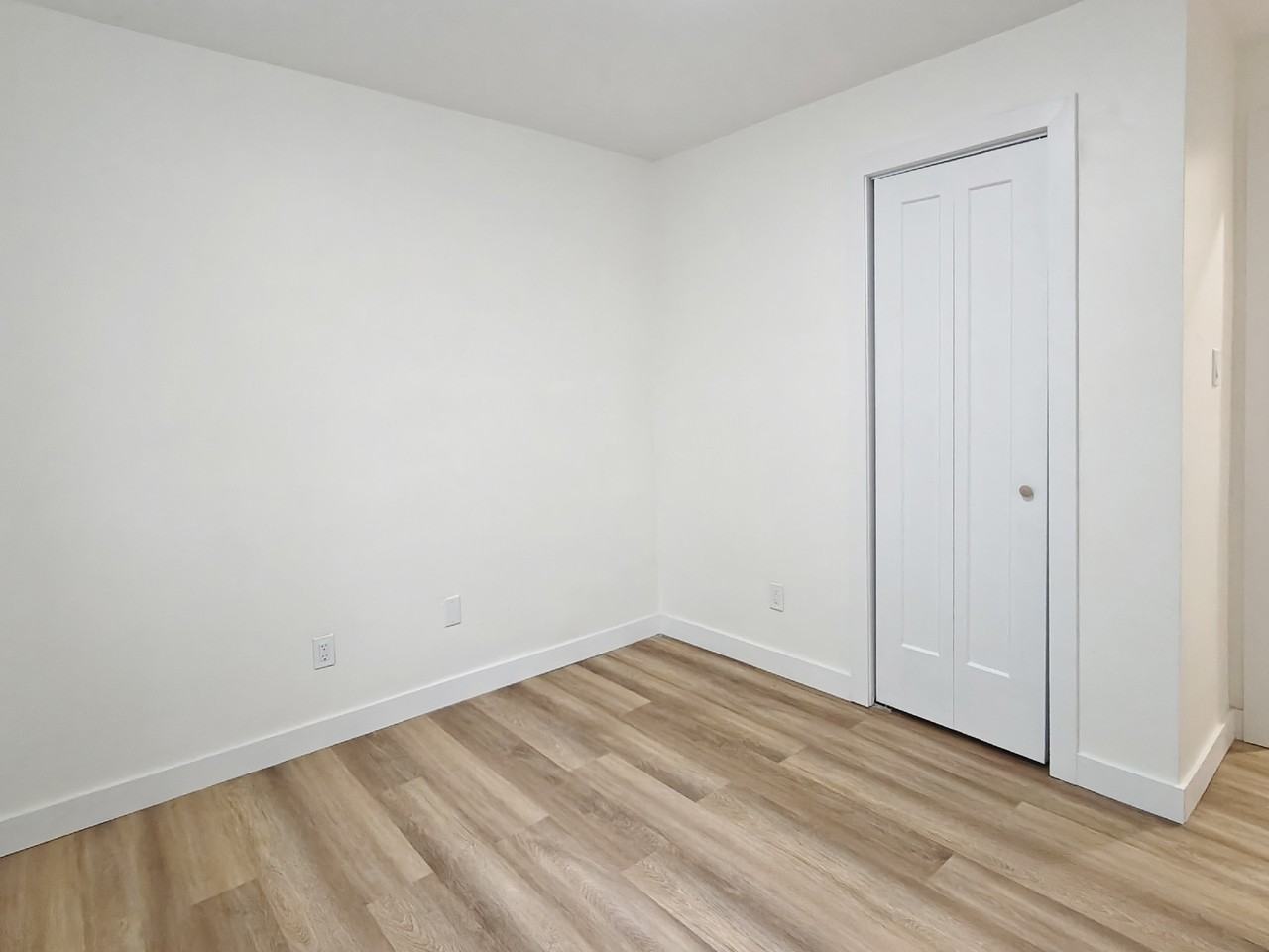 105 Gowan Street #2 - Photo 5 of 11
