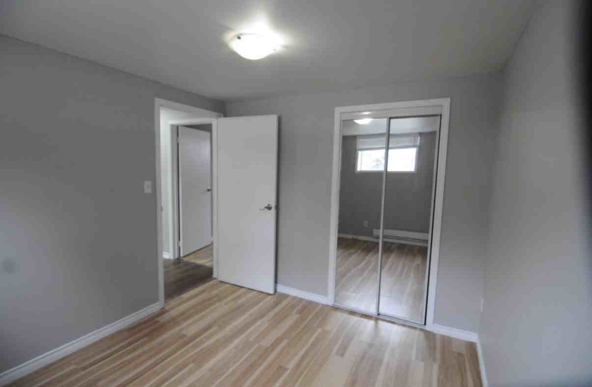 Monteith Ave - Photo 5 of 8