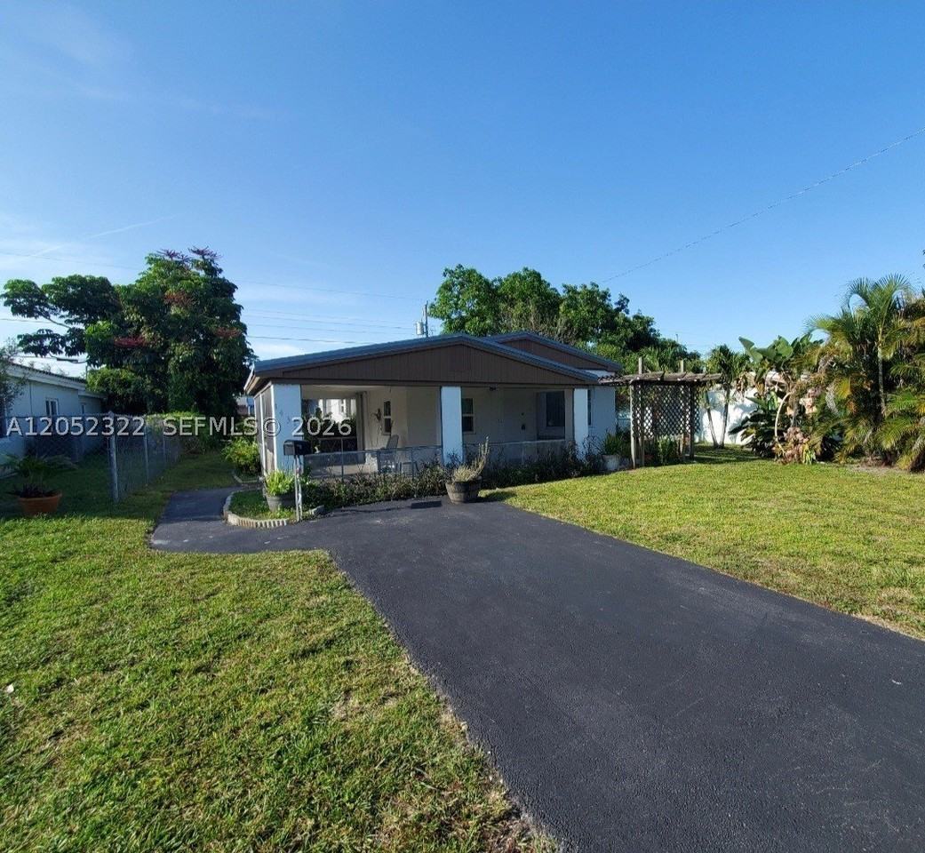 1435 Ne 179th St