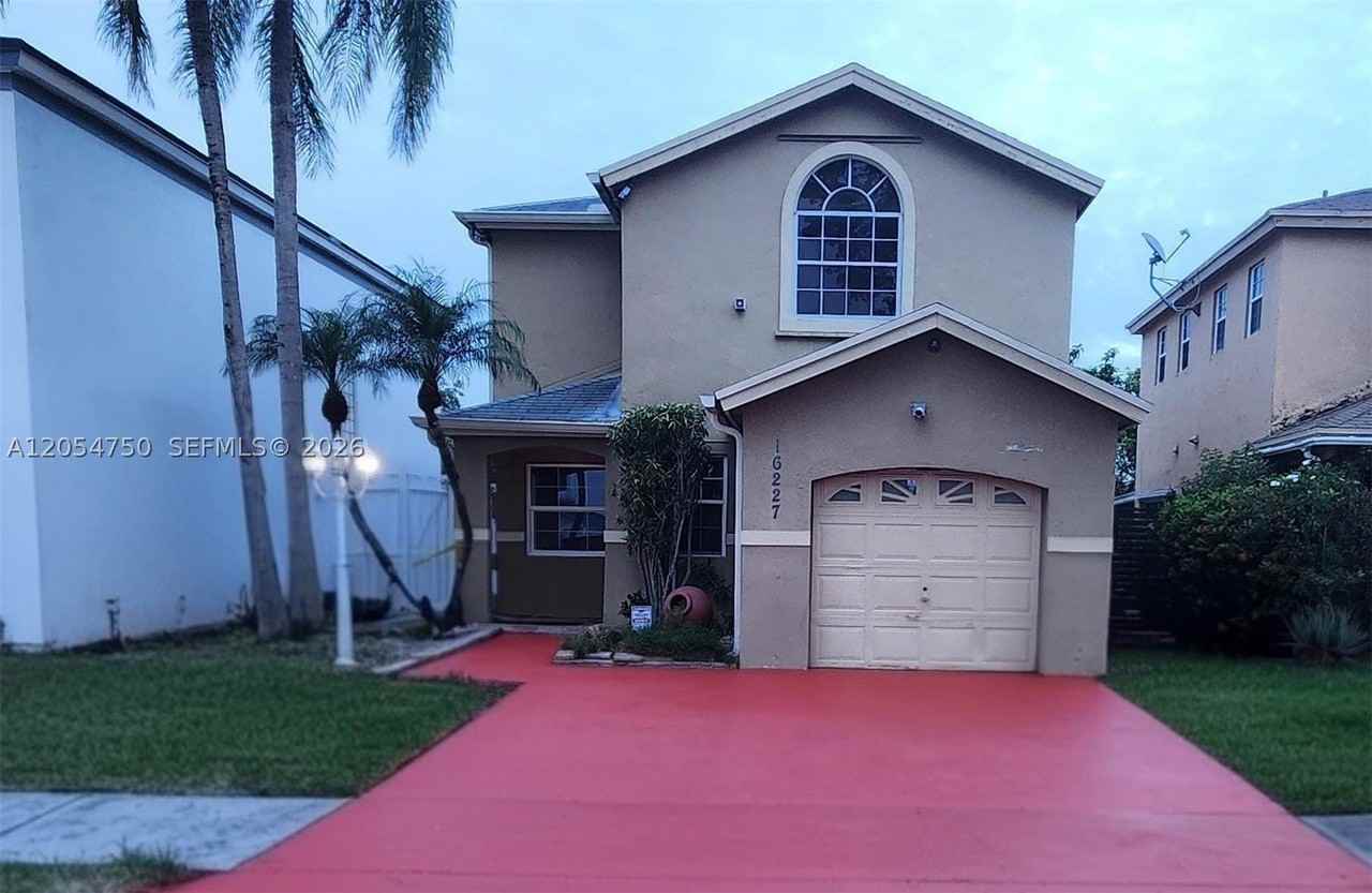 16227 Sw 139th Ct - Photo 2 of 34
