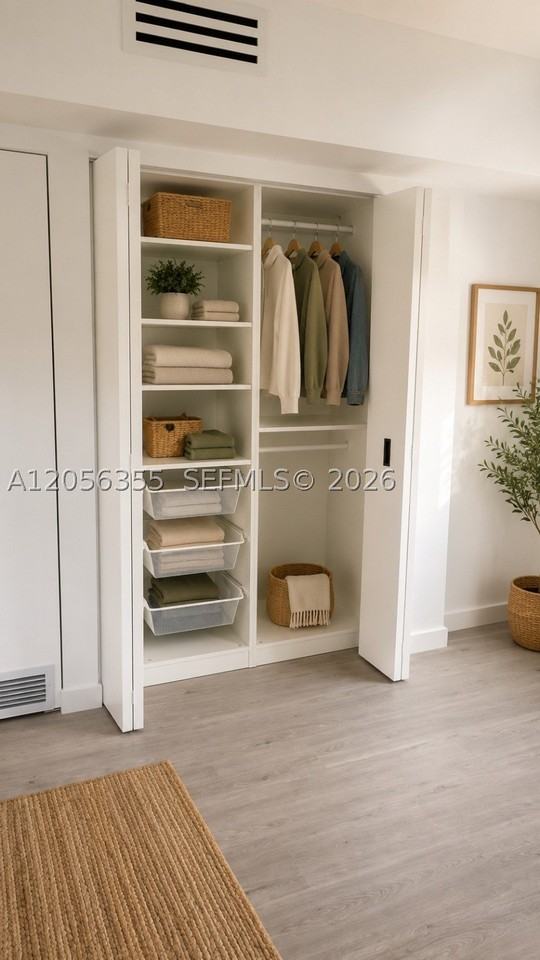 324 Washington Ave #E - Photo 5 of 13