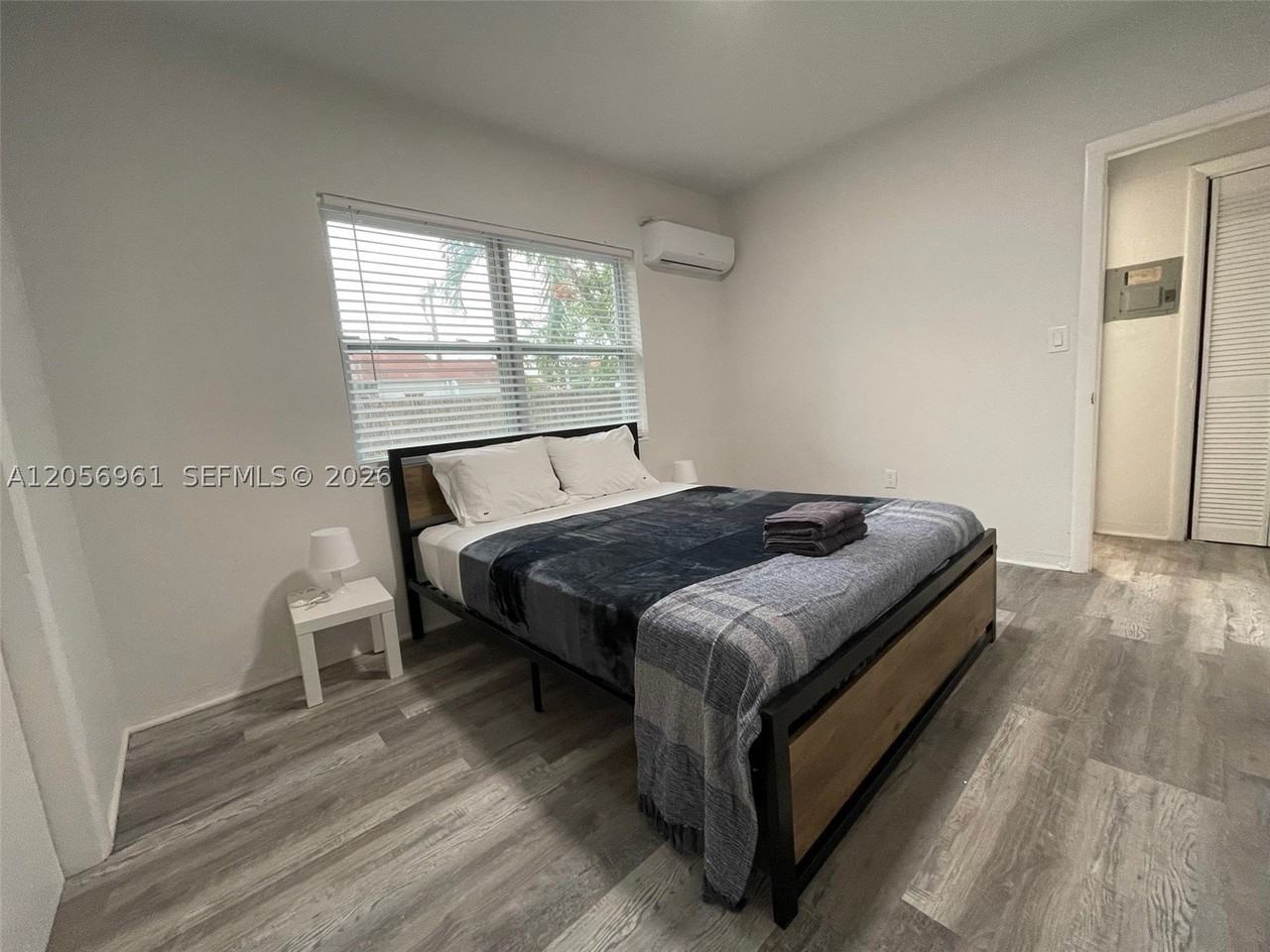 1117 Sw 37th Ave #3 - Photo 6 of 11