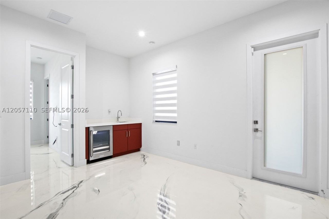 17745 Sw 45th St #0 - Photo 2 of 16