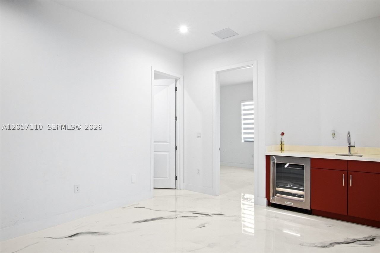 17745 Sw 45th St #0 - Photo 3 of 16