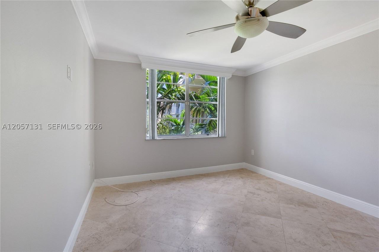 13120 Sw 92nd Ave #B409 - Photo 6 of 34