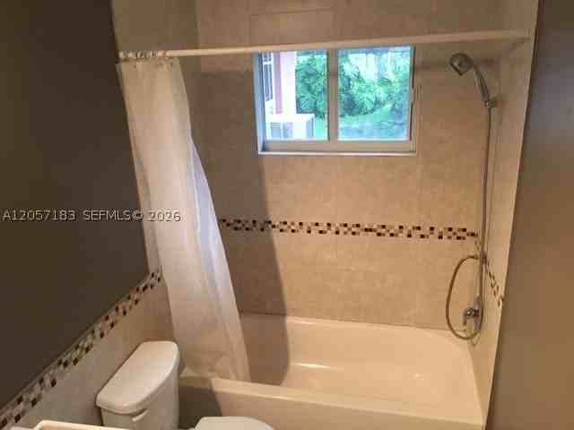 7521 Nw 23rd St #0 - Photo 5 of 12