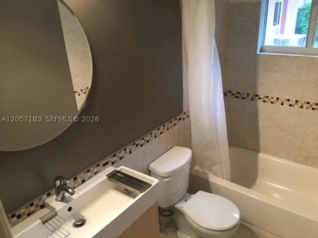 7521 Nw 23rd St #0 - Photo 6 of 12
