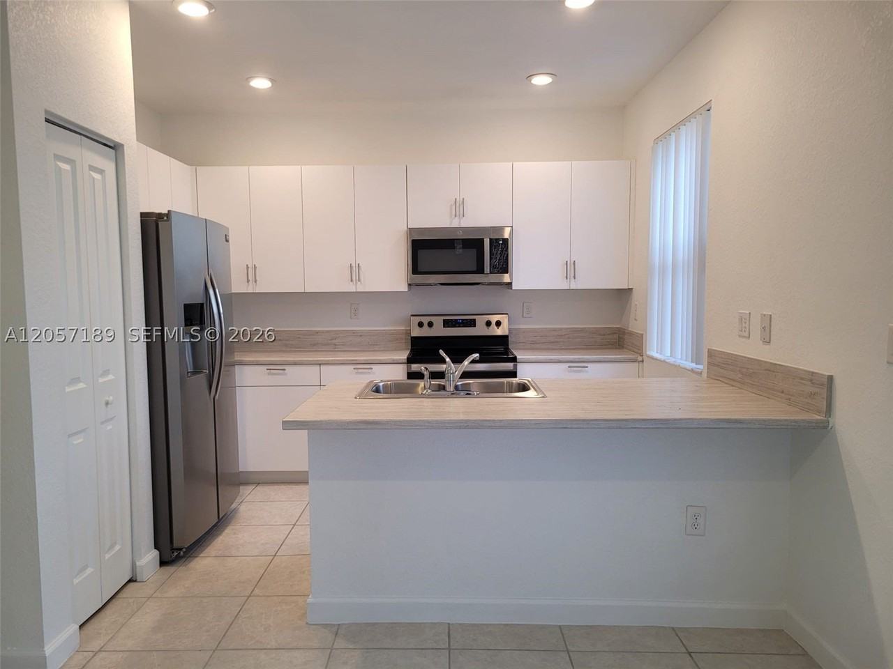 2685 Se 13th St #2685 - Photo 4 of 18