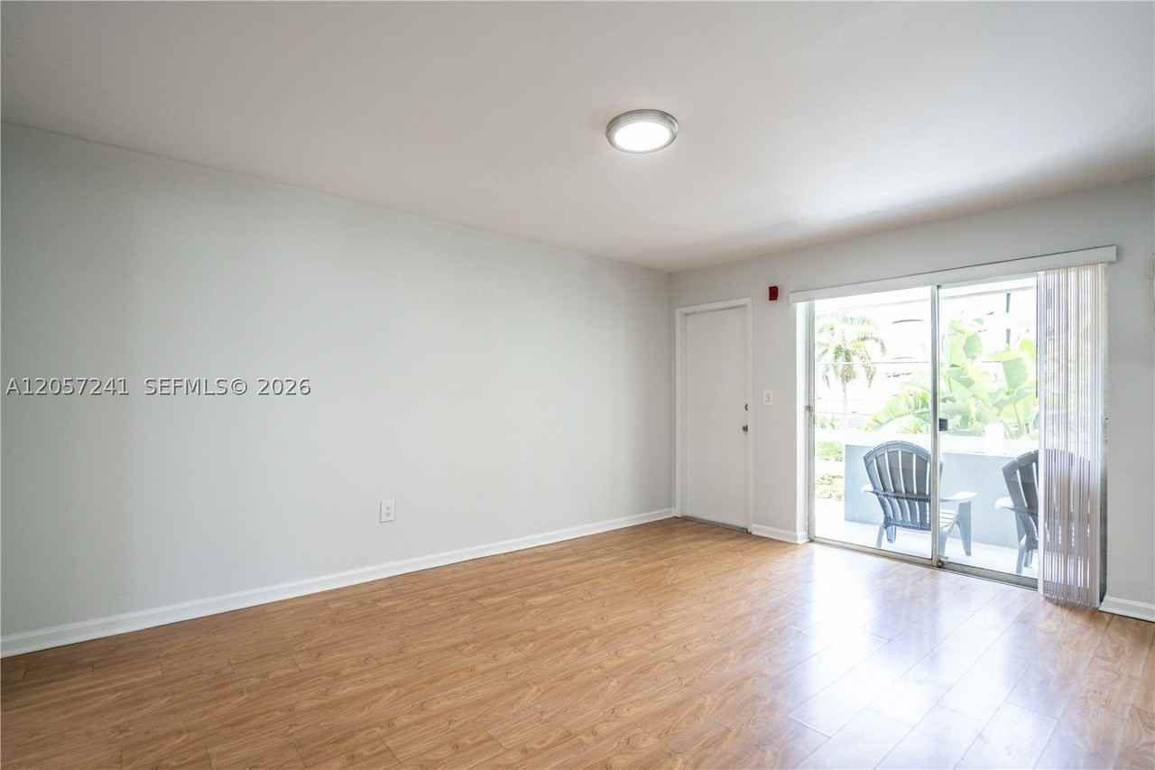 7931 East Dr #204 - Photo 6 of 24