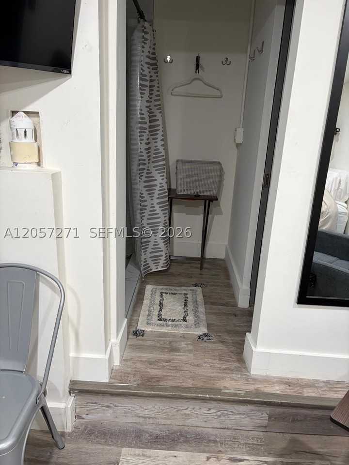 840 Ne 159th St #1 - Photo 6 of 6