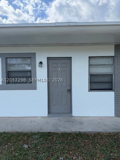 2554 Nw 14th St #3 - Photo 2 of 8