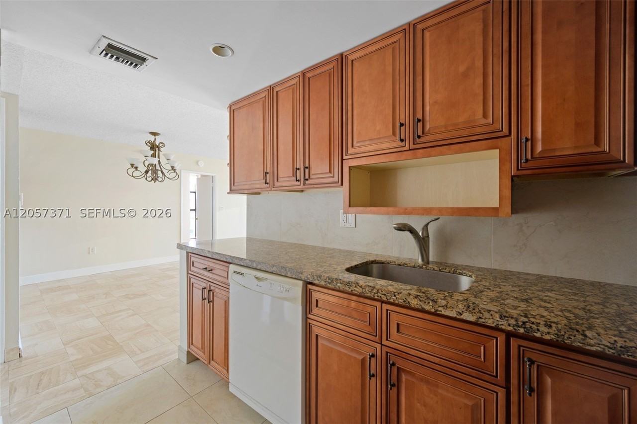20505 E Country Club Dr #1434 - Photo 7 of 26