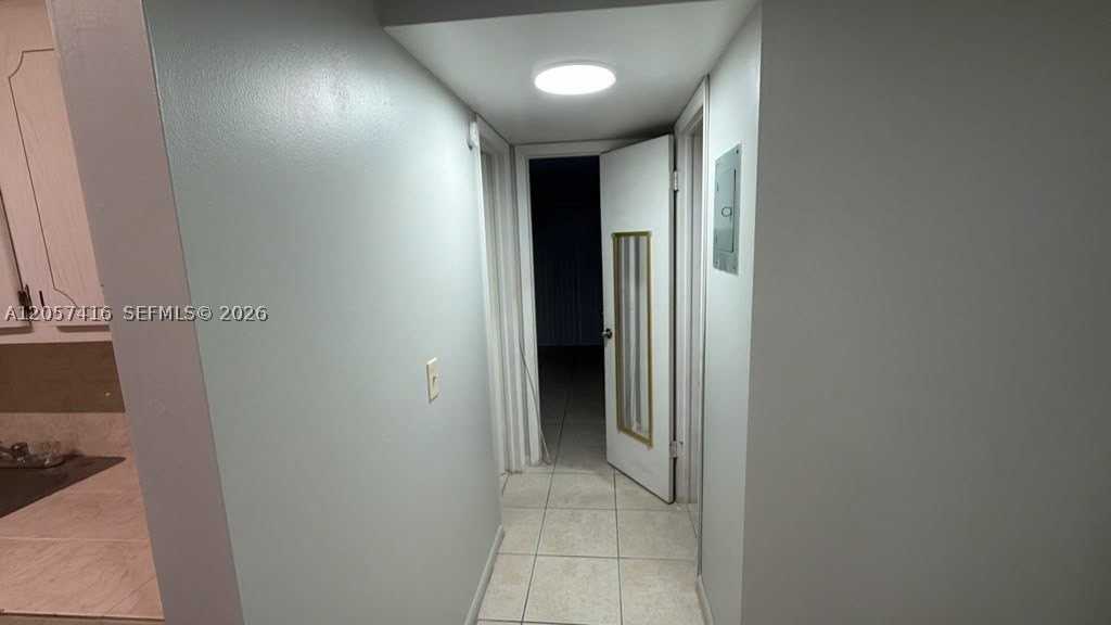 125 Canterbury E #125 - Photo 6 of 35