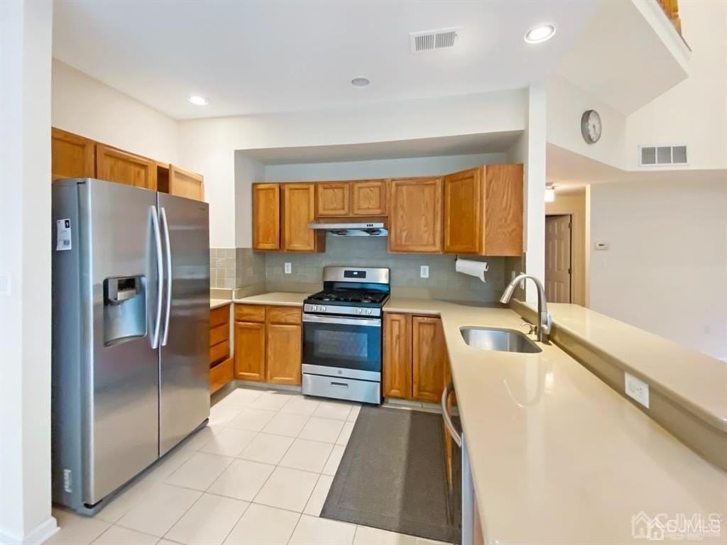 48 Berkshire Way - Photo 6 of 22