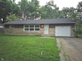 featured image of 2725 Kristen Dr W