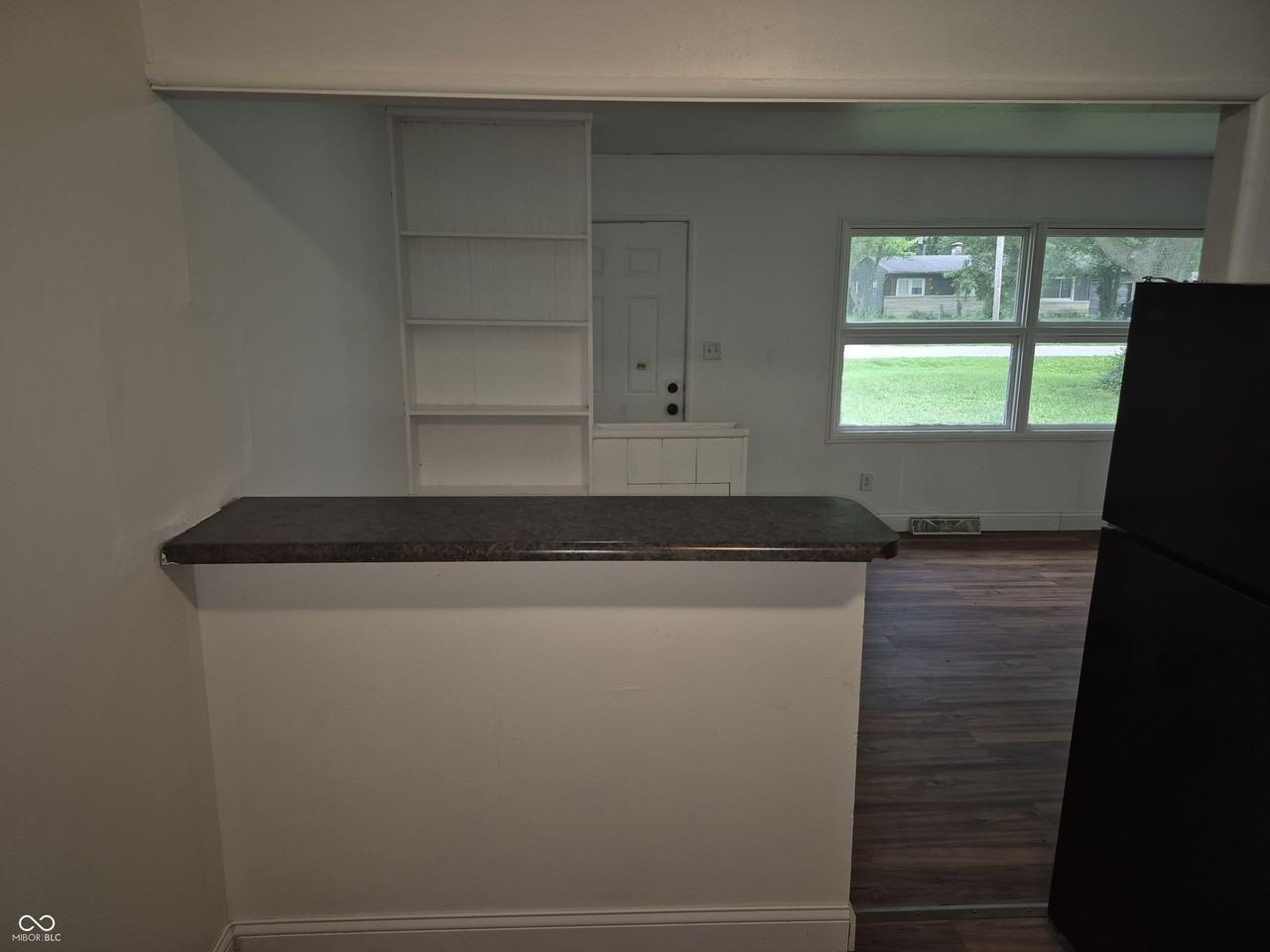 2725 Kristen Dr W - Photo 7 of 23