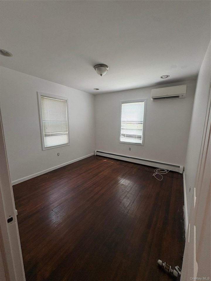 125 Washington Ave - Photo 4 of 21