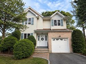 35 Willis Ave - Photo 1 of 1