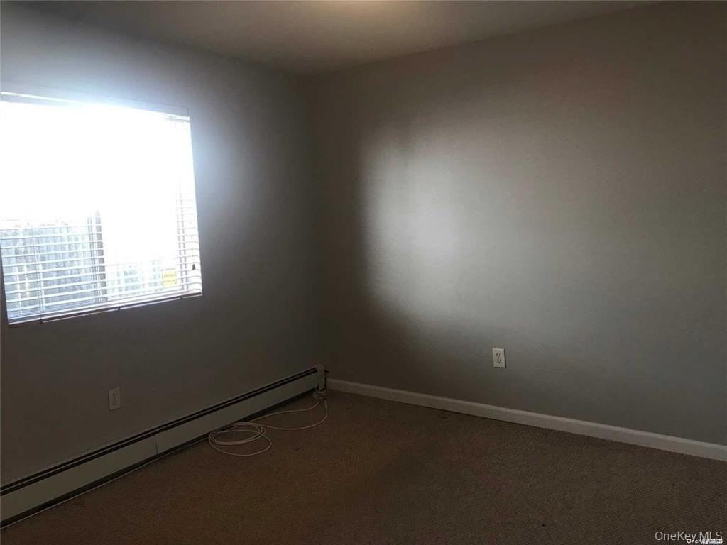558 Lincoln Blvd - Photo 3 of 6