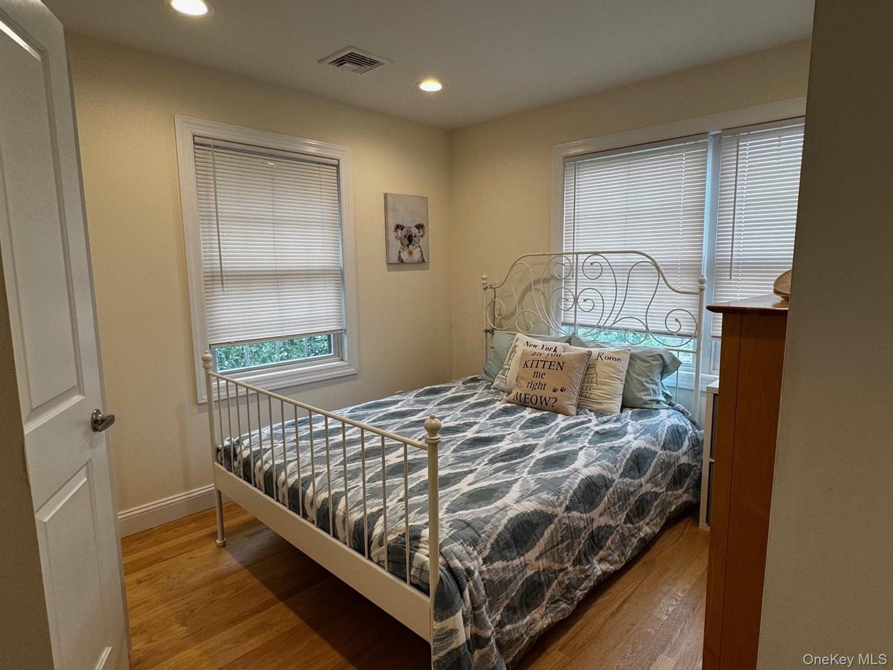 621 E Olive St #2 - Photo 6 of 23