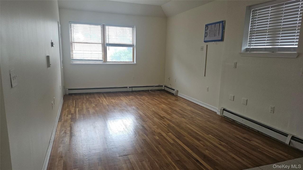 7931 67th Rd #3rdFL - Photo 3 of 7